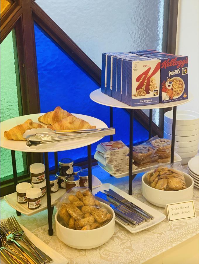 Corvaja Inn タオルミーナ エクステリア 写真